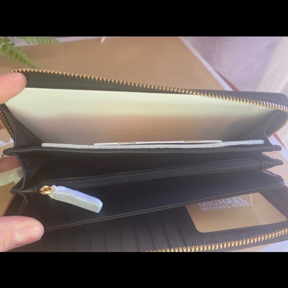 2 pcs NWT Gramercy Large Satchel Set - Picture 7 of 8